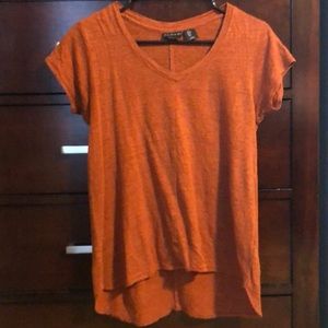 TAHARI linen tee